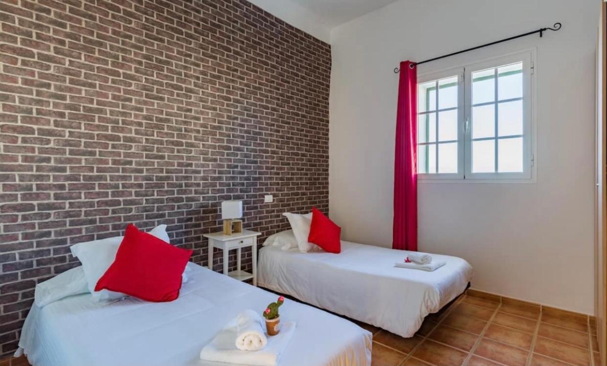 Pico Partido Villa Heated Pool Tinguaton ภายนอก รูปภาพ
